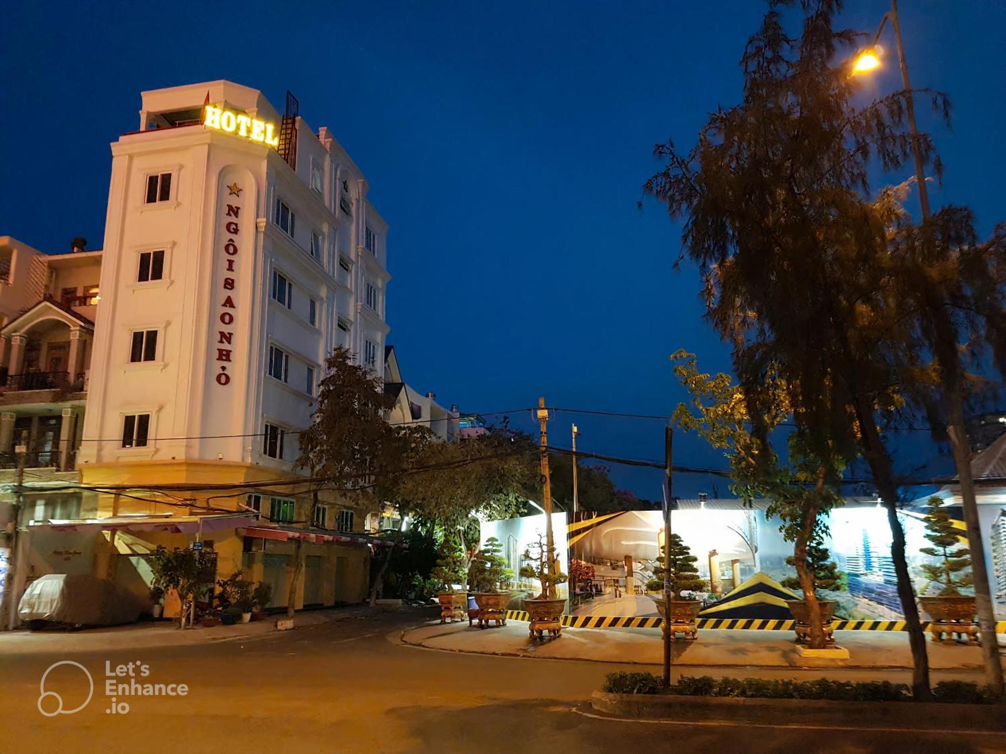 הו צ'י מין סיטי Ngoi Sao Nho Hotel מראה חיצוני תמונה